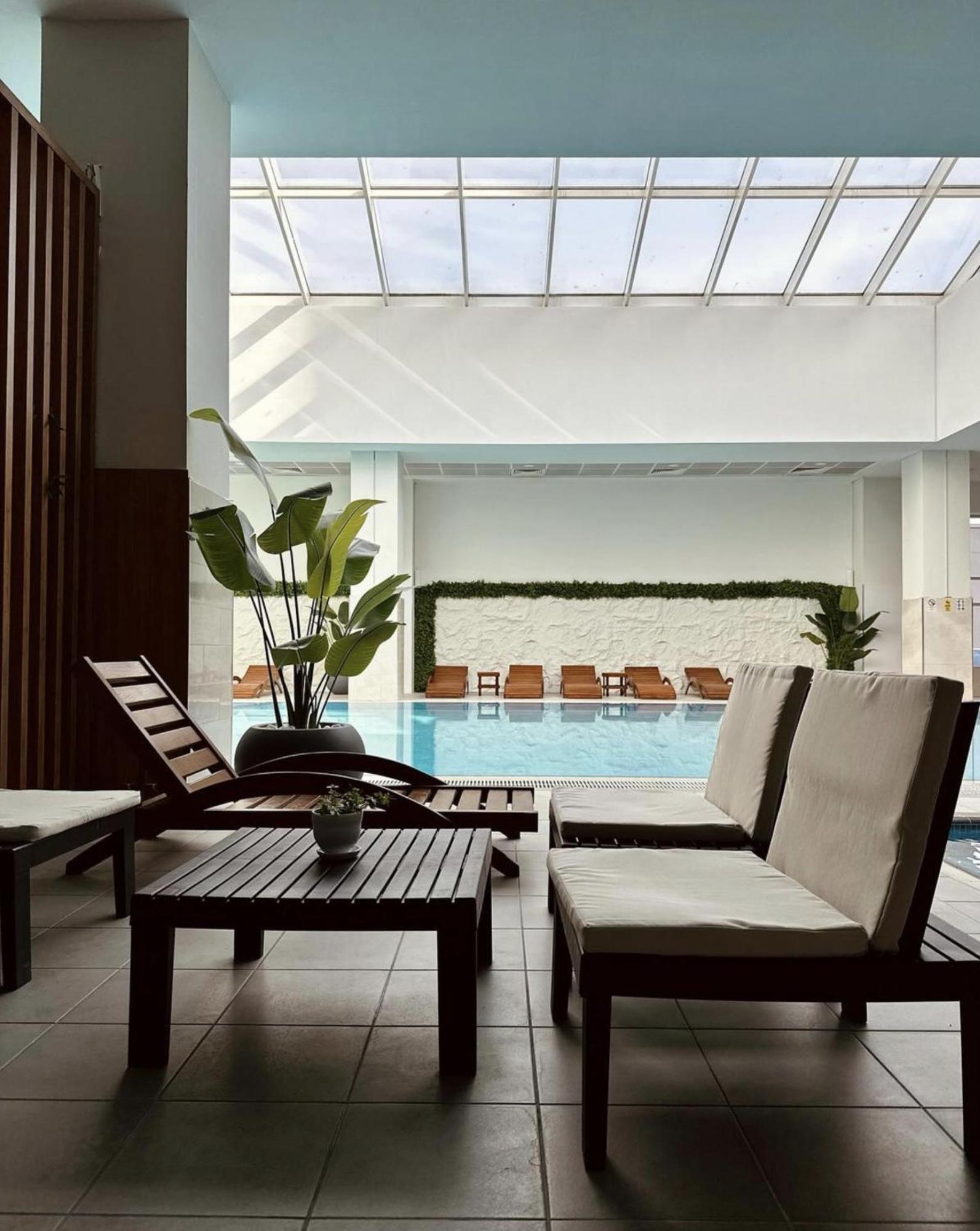 Luxury Condo On 18Th Floor With Pool, Fitness, Parking Included. Szkopje Kültér fotó